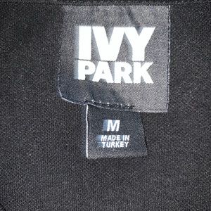 Like new Ivy Park cropped tank